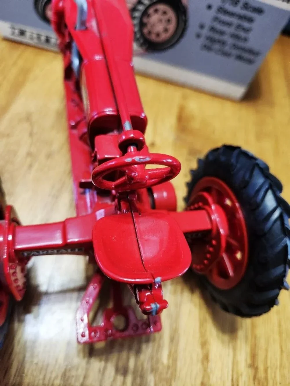 Ertl McCormick-Deering Farmall F-20 Tractor 1/16 scale Die Cast Metal
